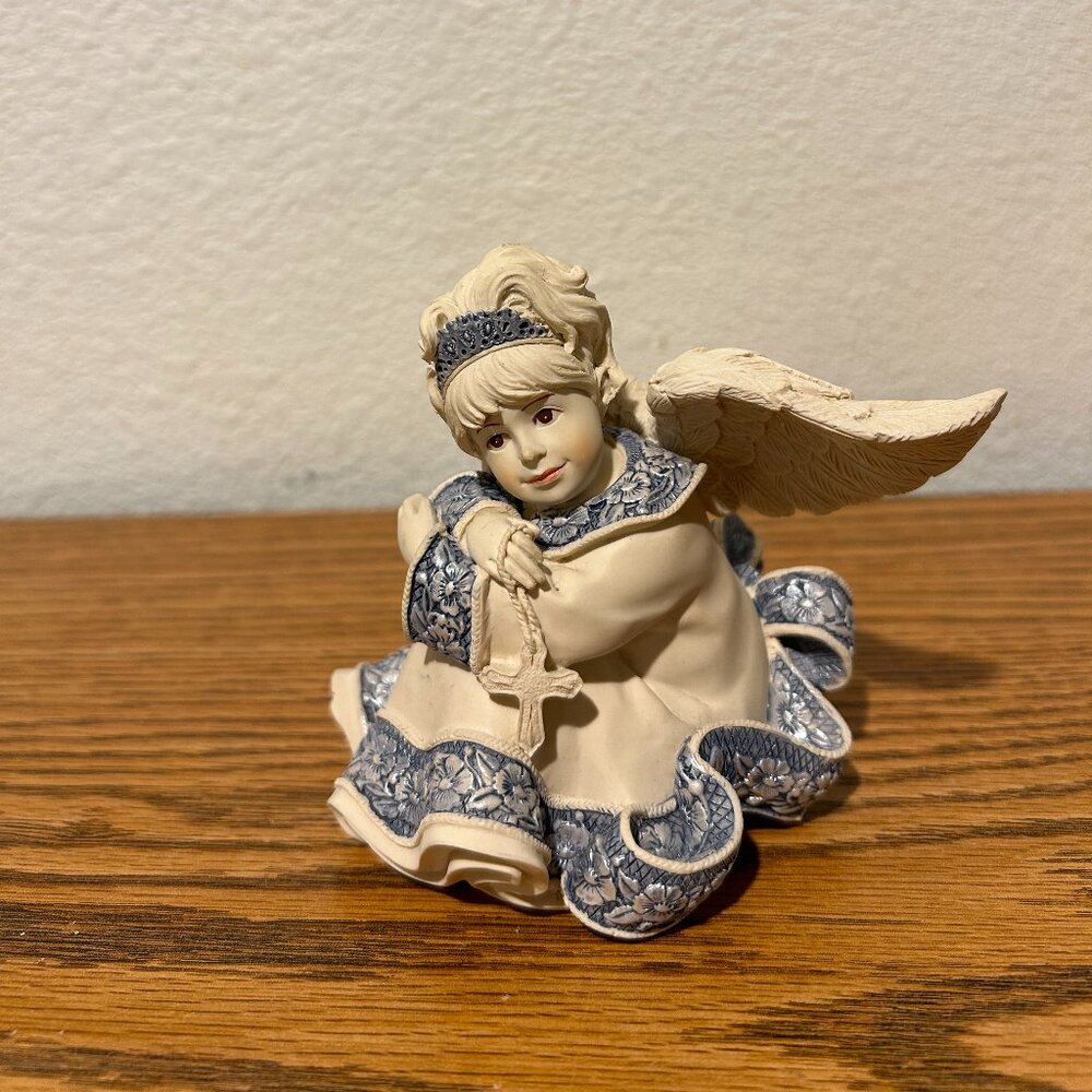 Sarah's Angel "2003" Figurine